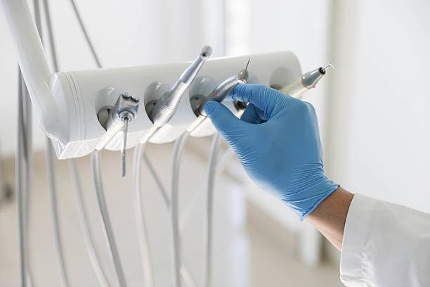 Professional Tooth Extraction technician working in Rockville, IN